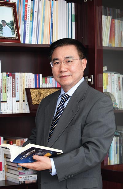 全國人大代表、國家知識產(chǎn)權(quán)局副局長何志敏.jpg